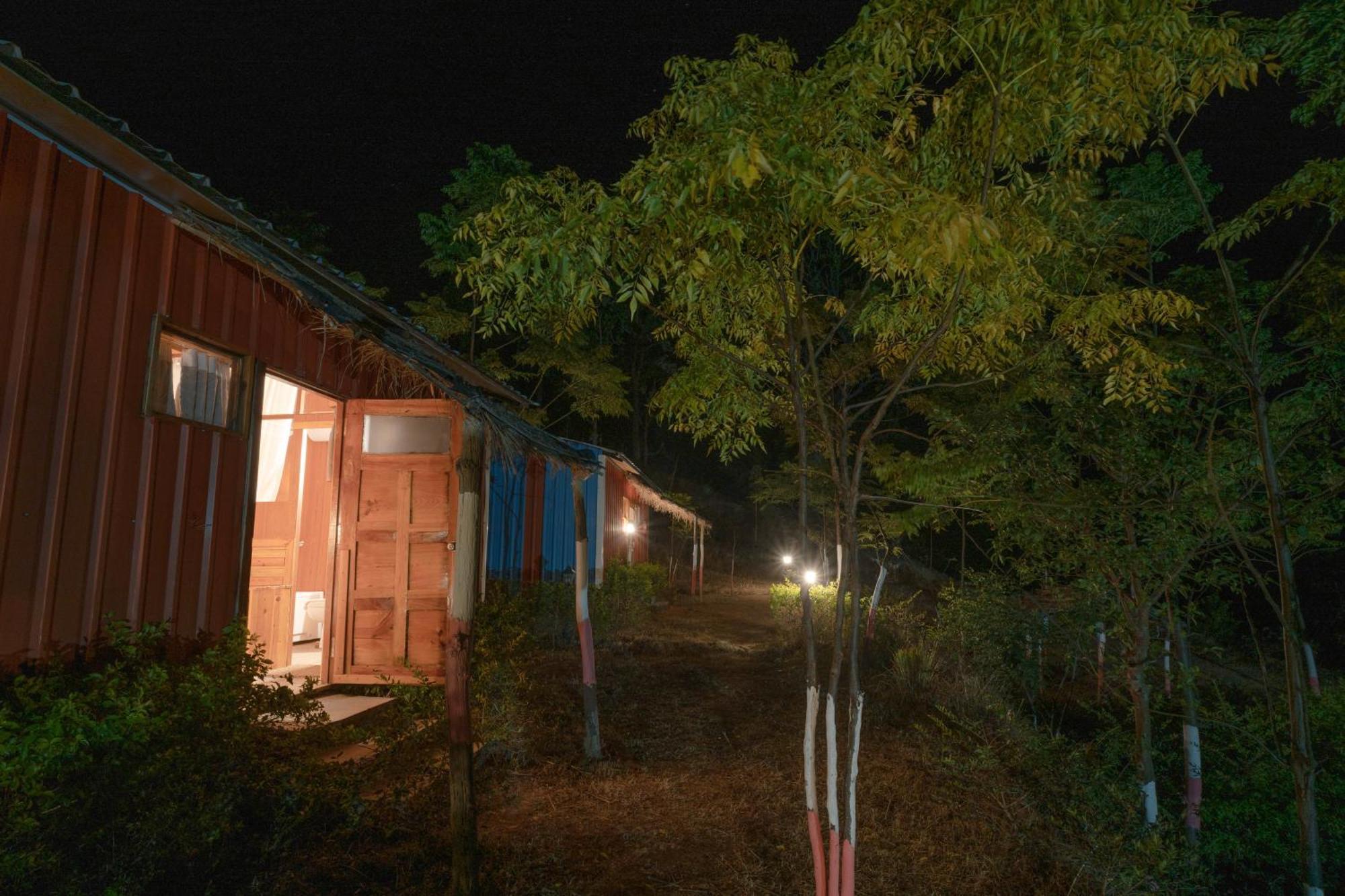 Lahermitage Resort Lansdowne Luaran gambar
