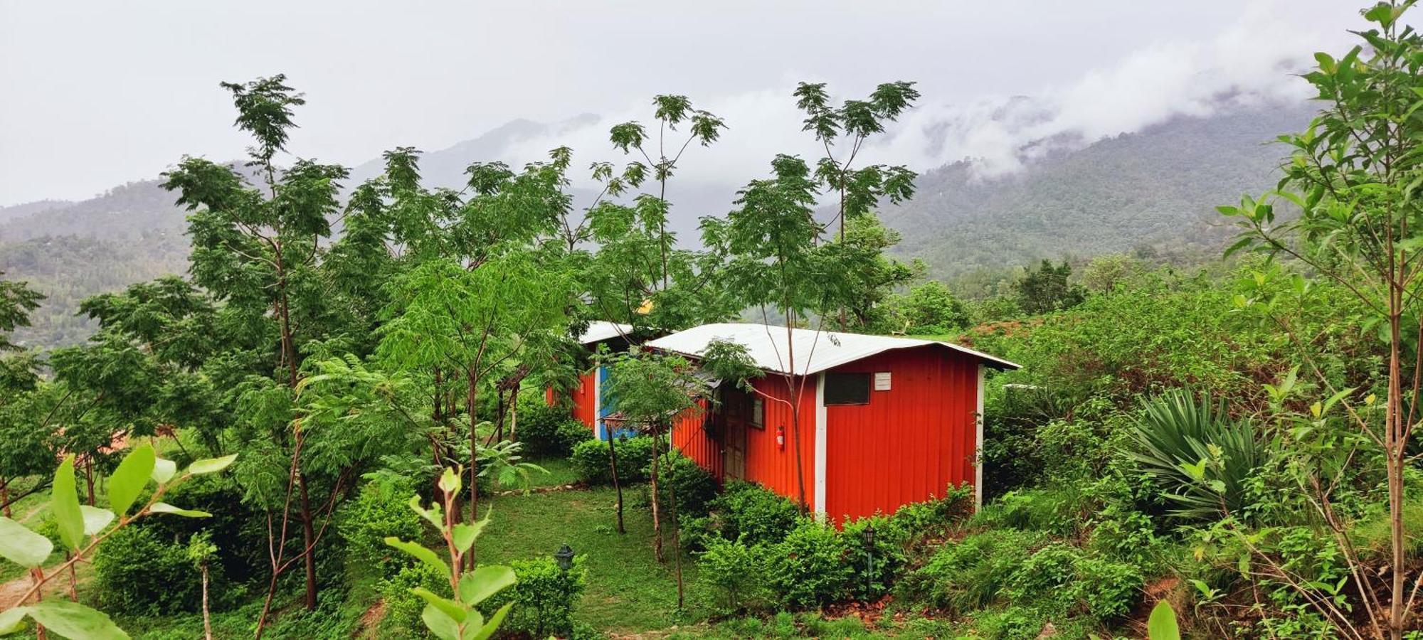 Lahermitage Resort Lansdowne Luaran gambar